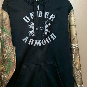 Under Armour men’s black/camo full zip hoodie. XL